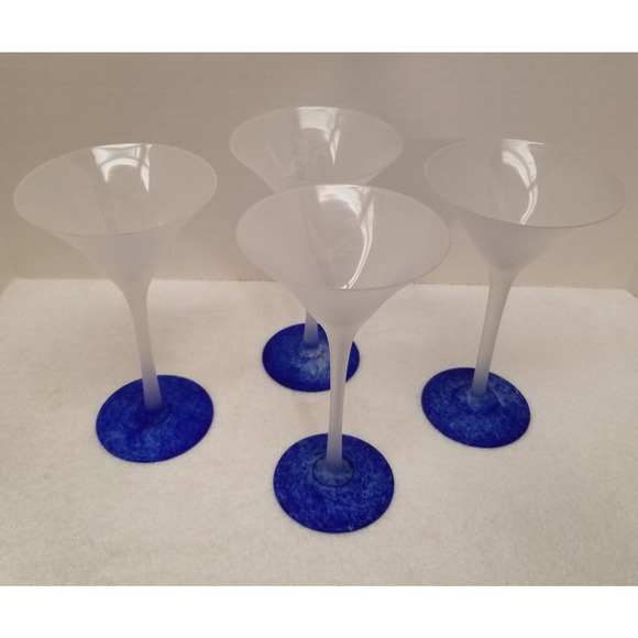Four frosted grey geese vodka martini glasses cobalt blue bases 7.5" tall - Picture 11 of 12